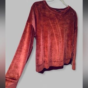 32 Degrees Velvet Sweatshirt - Rust